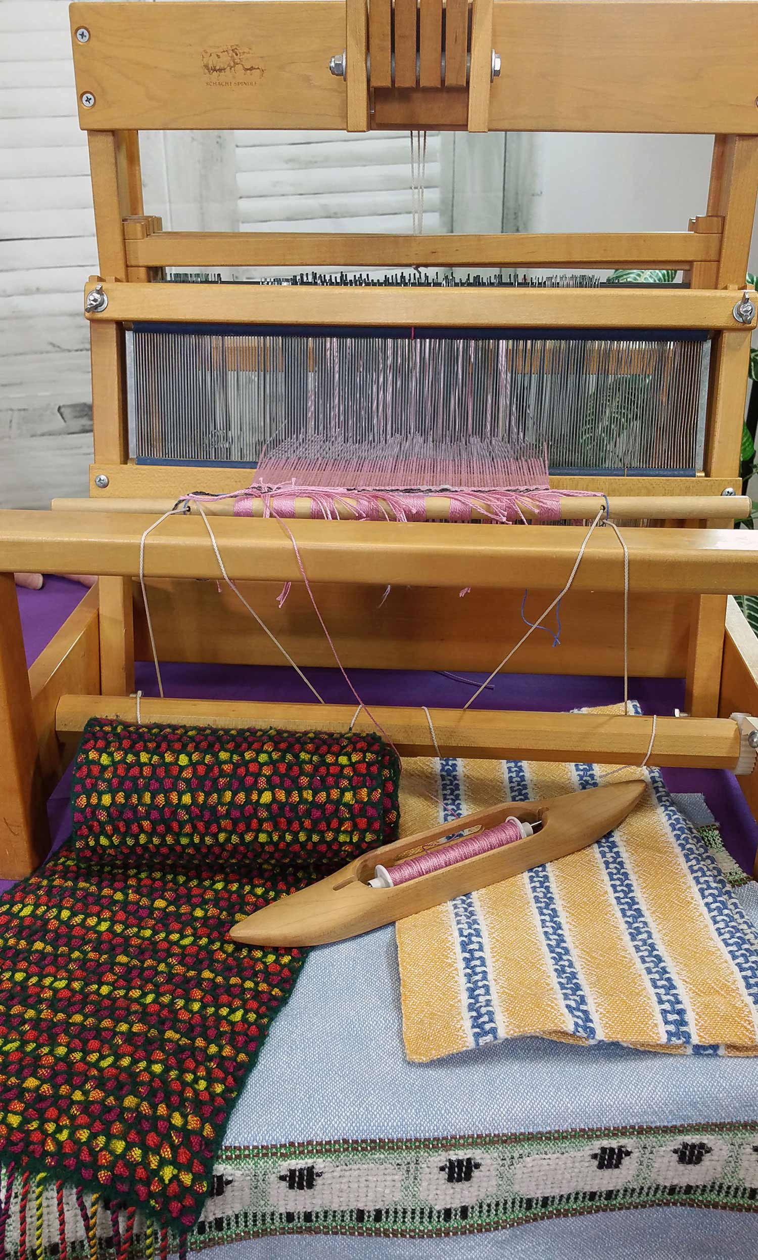 warping-4-shaft-loom-02.jpg