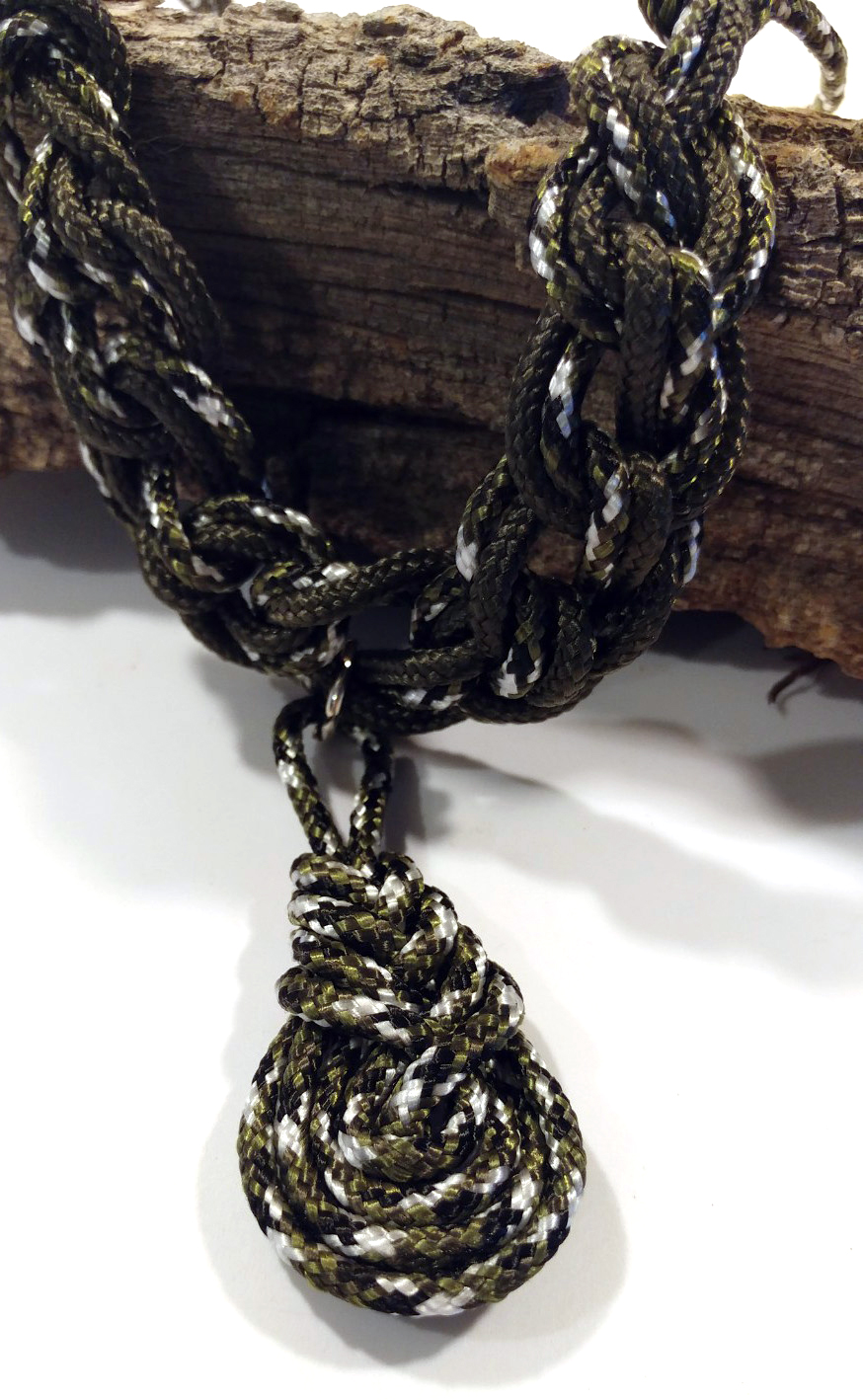 knotted-rope-necklaces-03.jpg