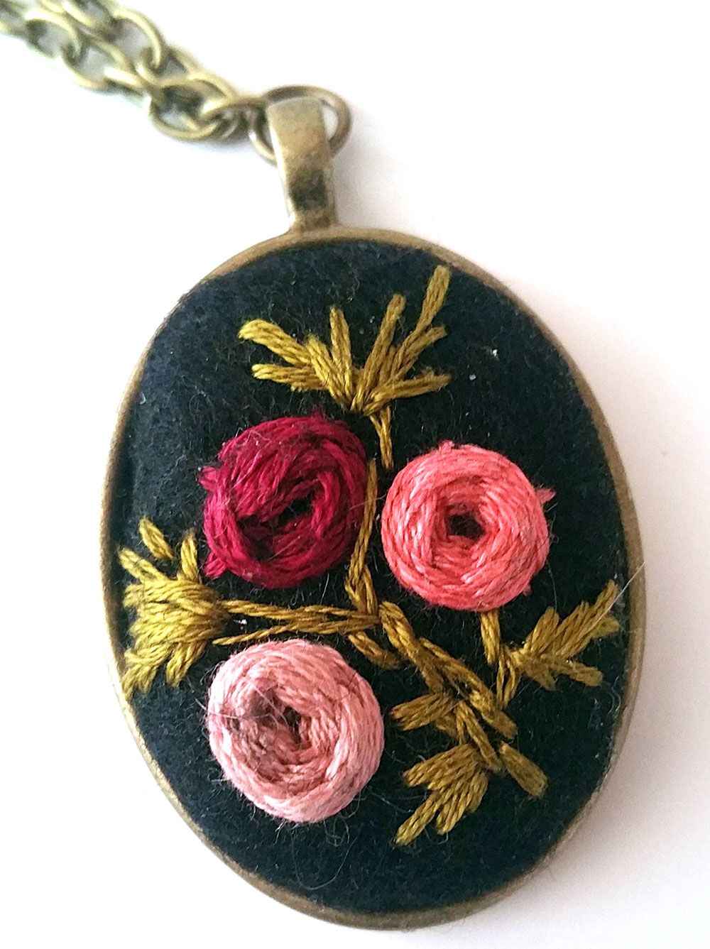 beginning-stumpwork-embroidery-03.jpg