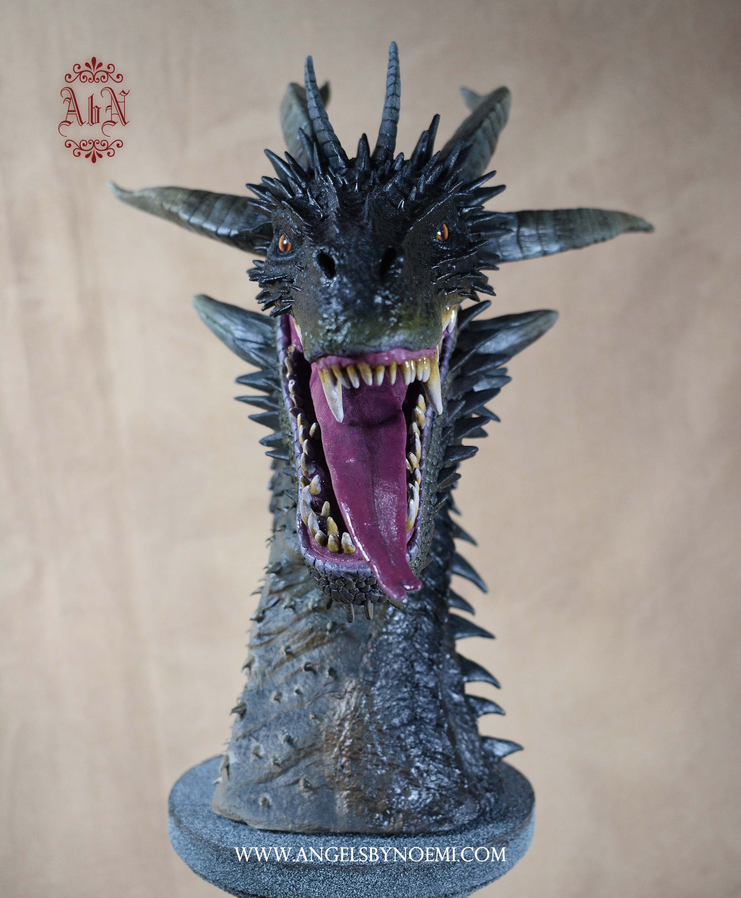 sculpting-dragons-06.jpg