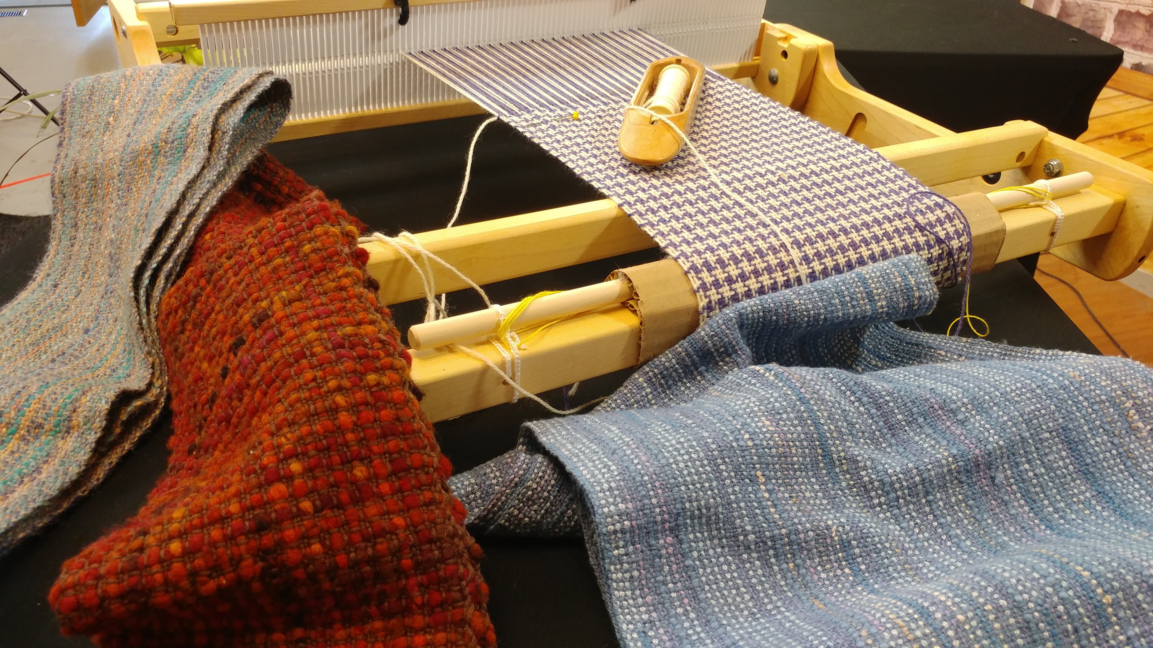 warping-a-loom-03.jpg