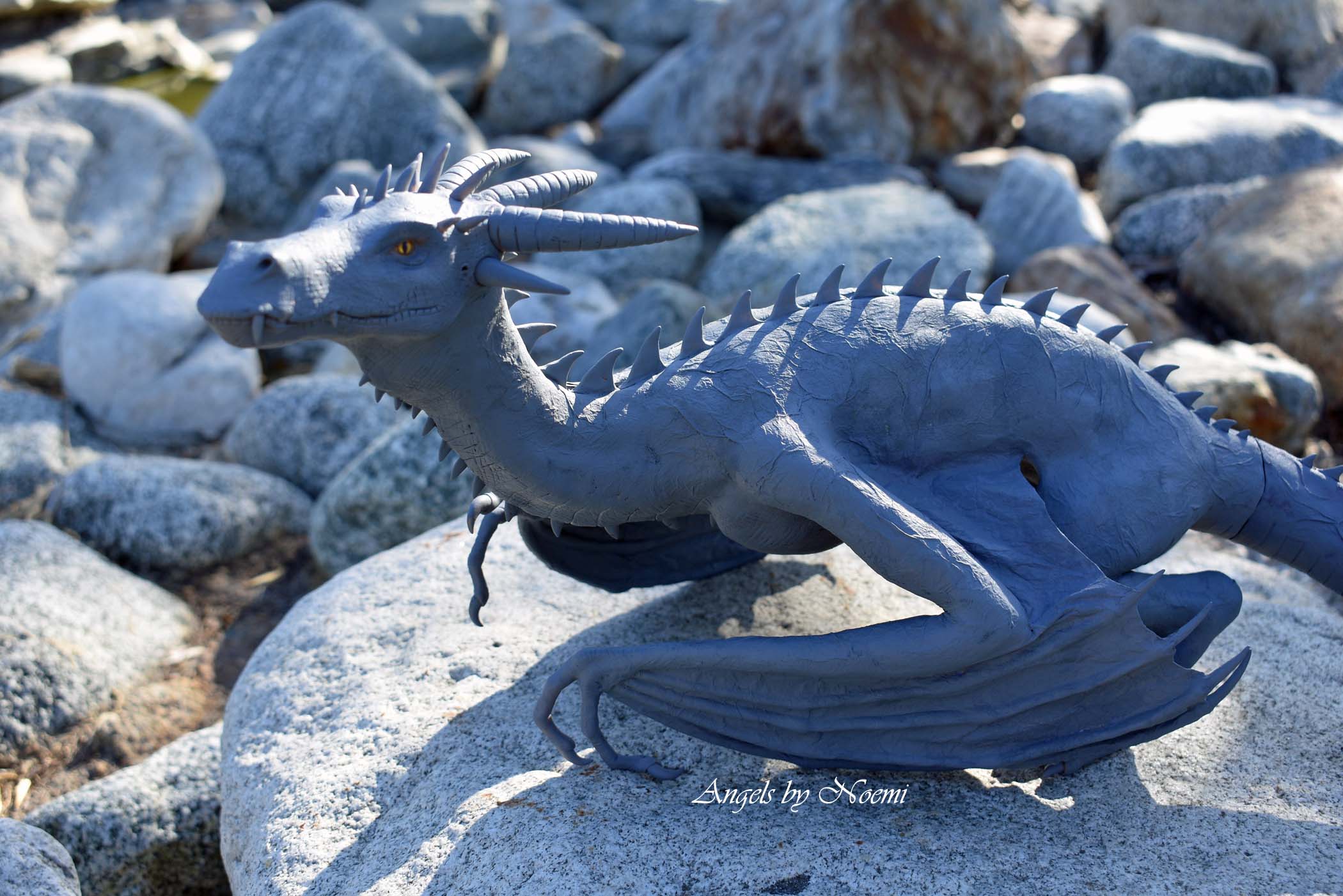sculpting-dragons-polymer-clay-02.jpg