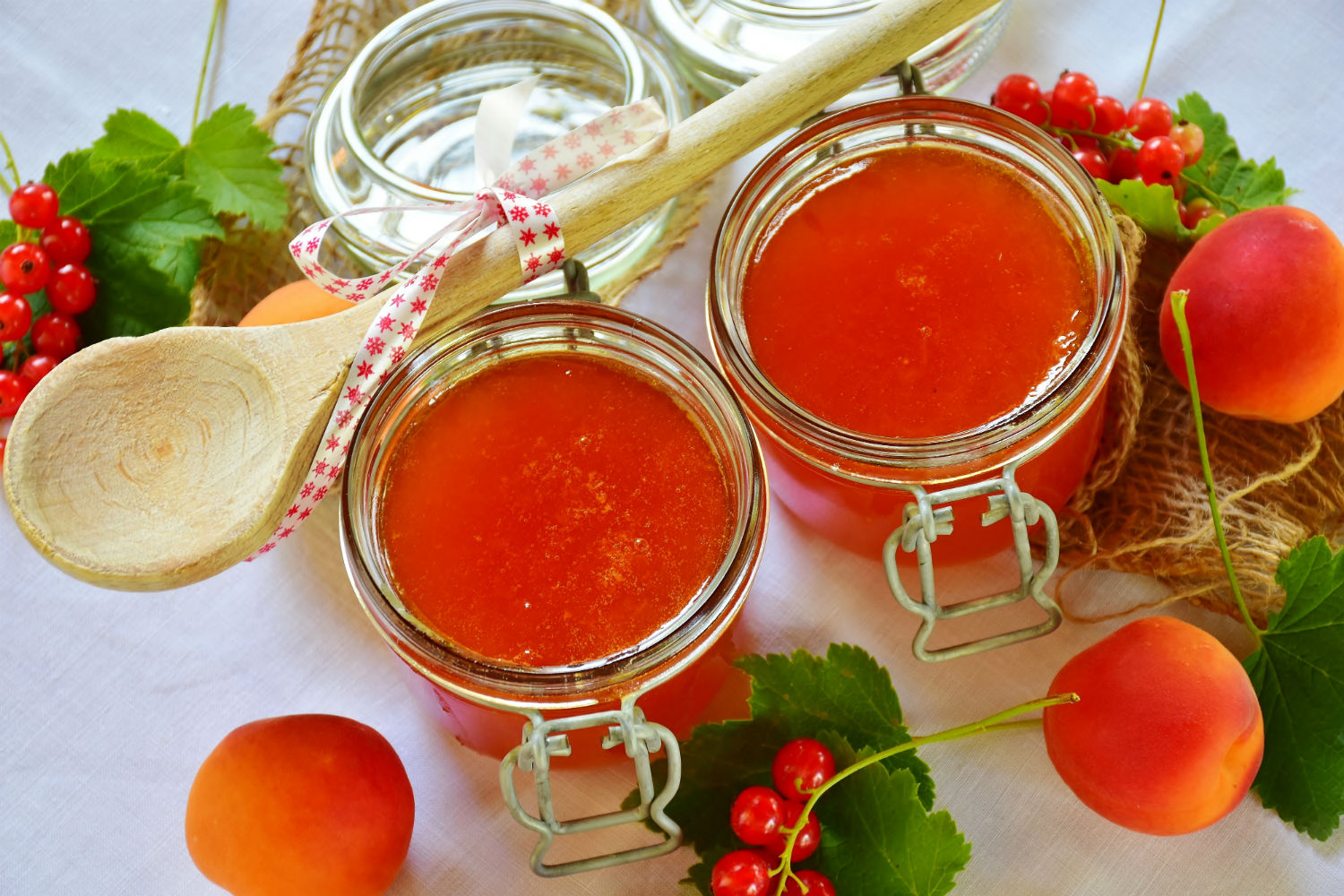 canning-pickling-and-preserves-05.jpg