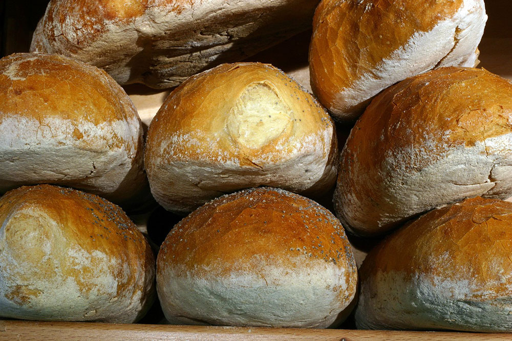 beginning-bread-making-03.jpg