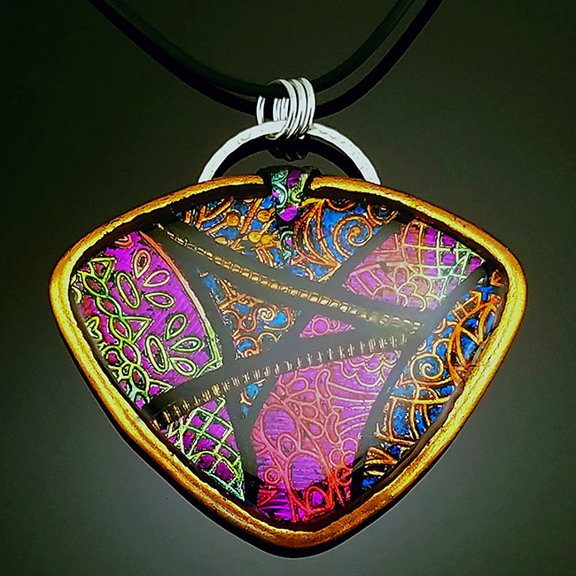 Faux Dichroic Mosaics on Resin!