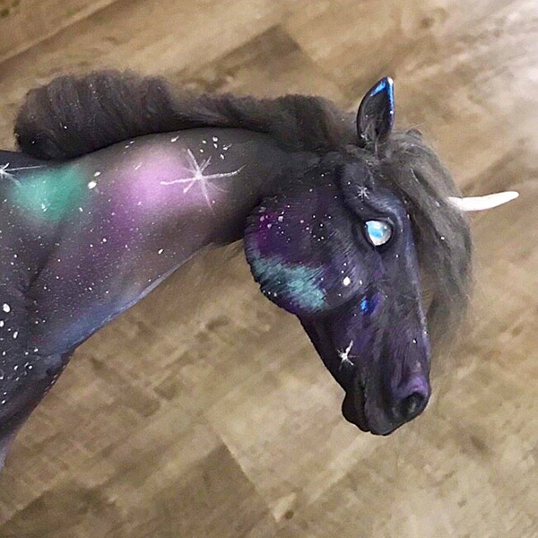 Sculpting a Mixed-Media Fantasy Horse!