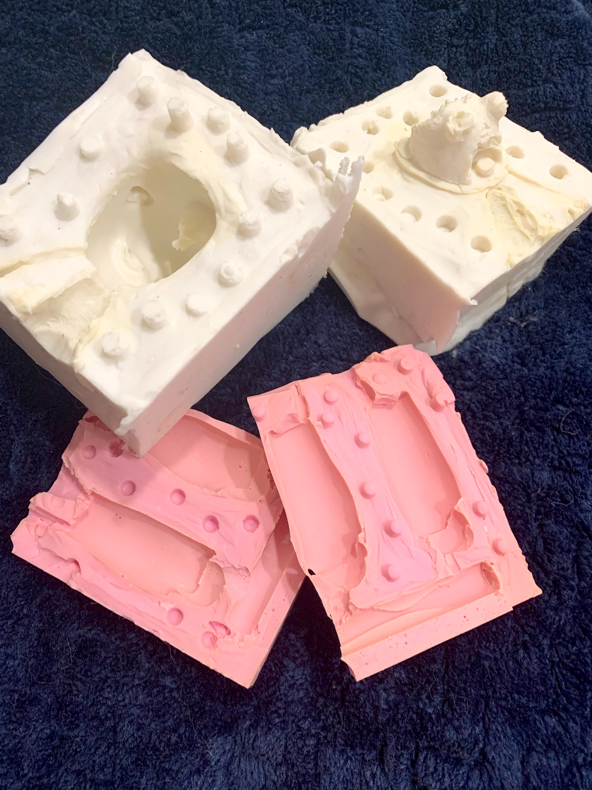 Course Title: Molding and Casting a Ball-Jointed Unicorn Doll! LIVE w/ Apryl Jensen