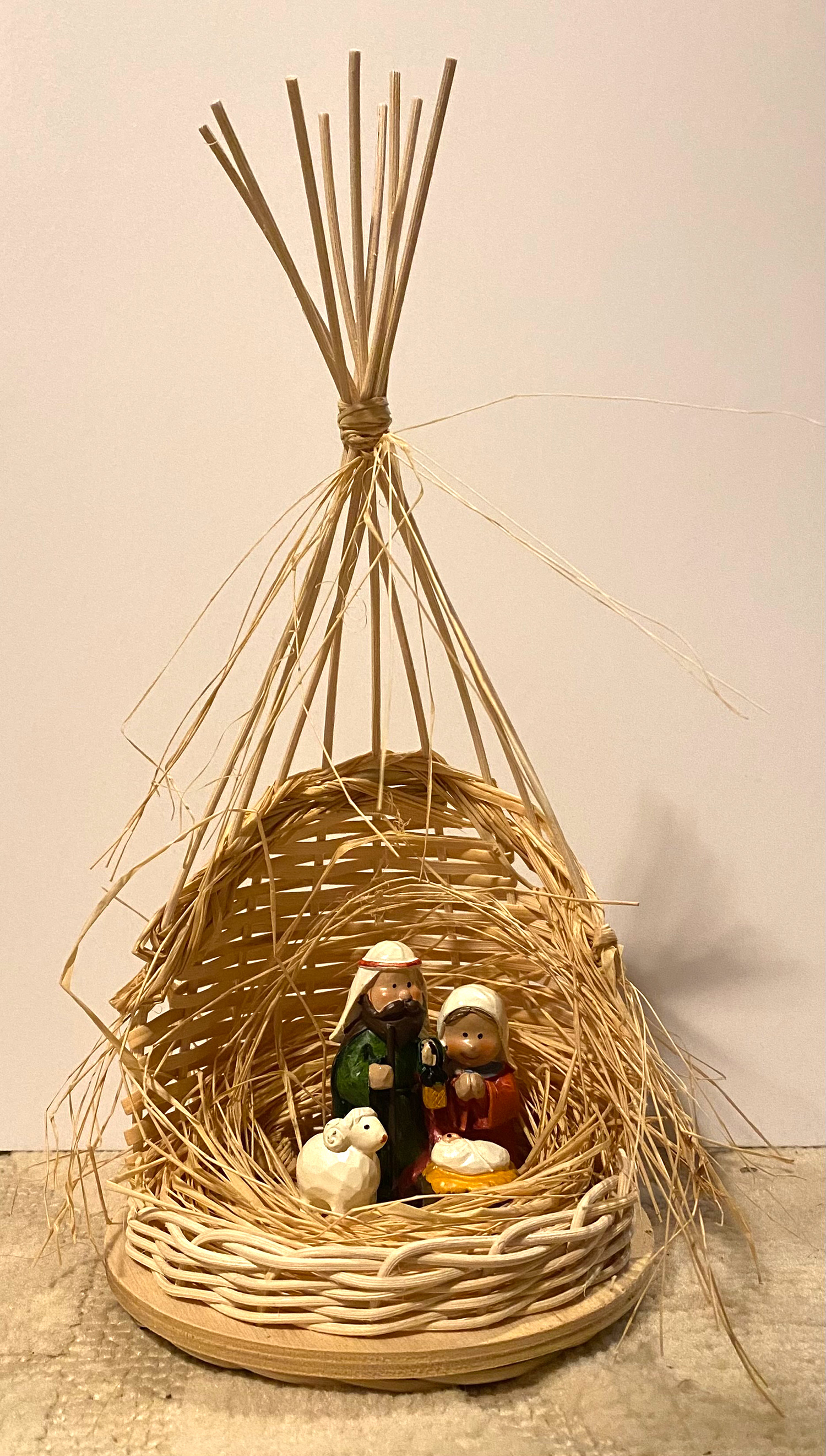 Fast Track: Basket Weaving a Nativity Scene! LIVE with ﻿Cheryl Dixon