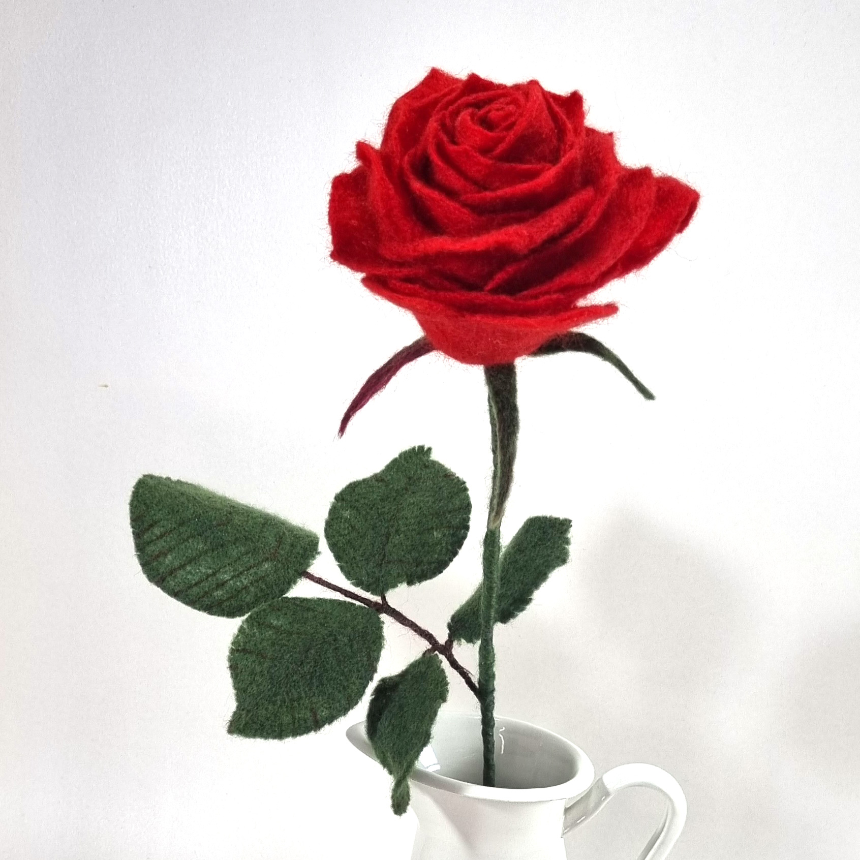 How to Make a Realistic Needle Felted Rose﻿! LIVE with Tjarda van der Dussen