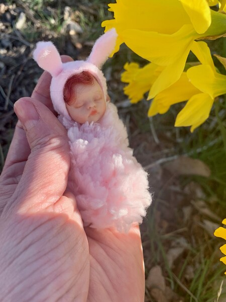 SMALL BITES SERIES: Sculpting a Bundled Bunny Baby! LIVE w/ ﻿Apryl Jensen
