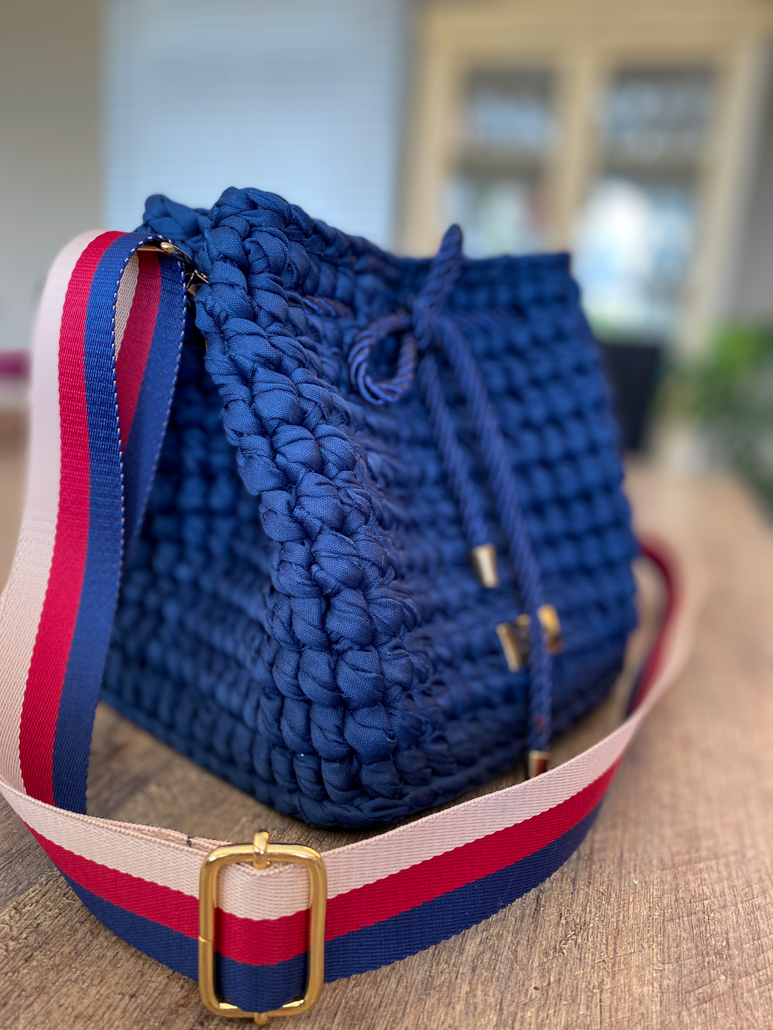 SMALL BITES SERIES: ﻿How to Make a Crochet Crossbody Purse! LIVE with Márcia Mallmann