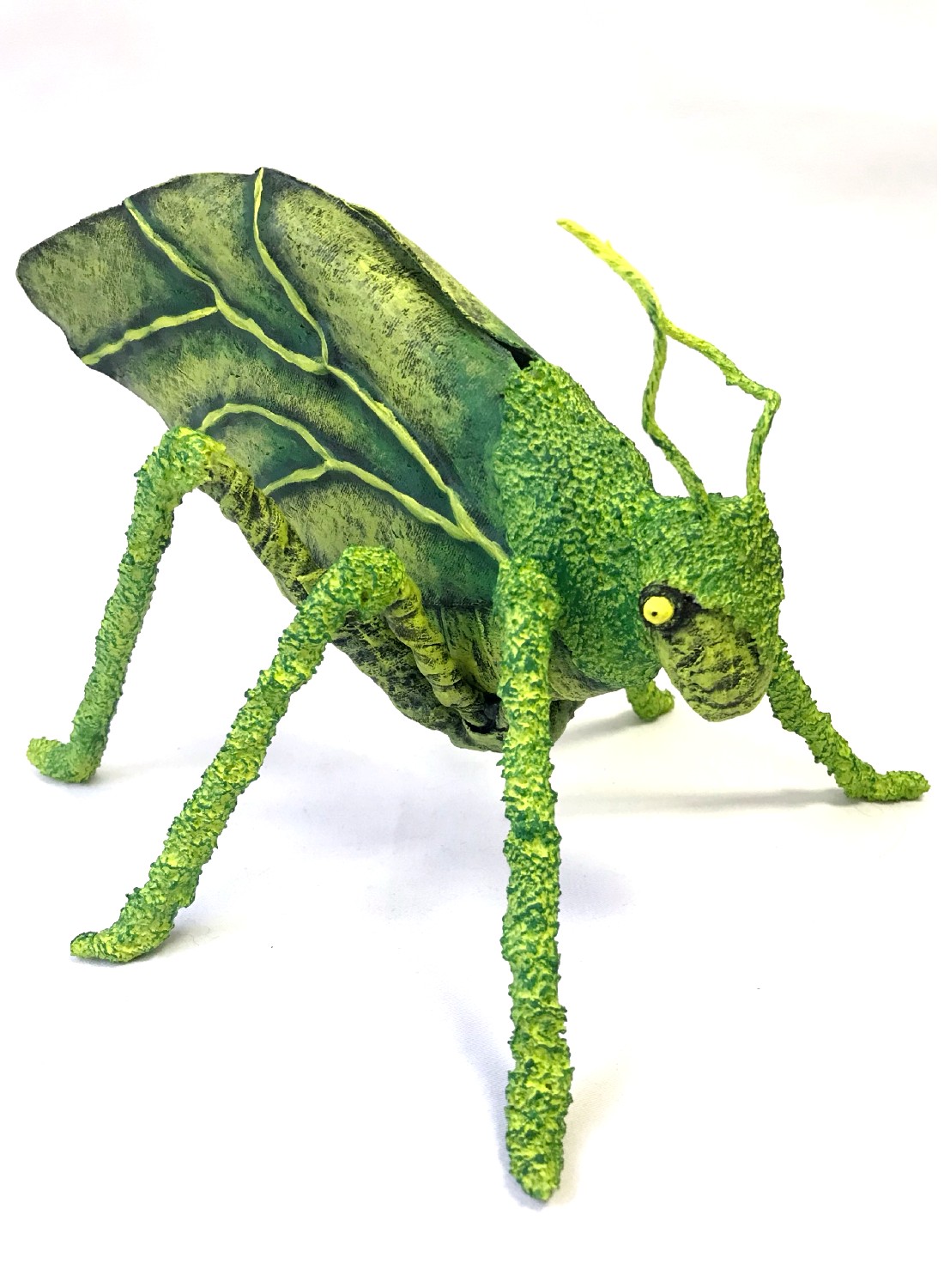 How to Make a Katydid Bug with Fabric Hardener